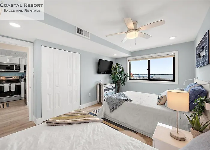 2 Bedroom Penthouse With Oceanfront Views! * Ocean City