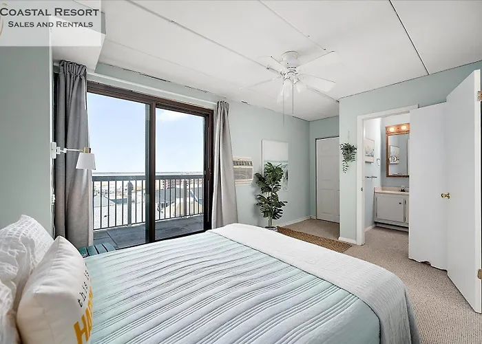 2 Bedroom Penthouse With Oceanfront Views!