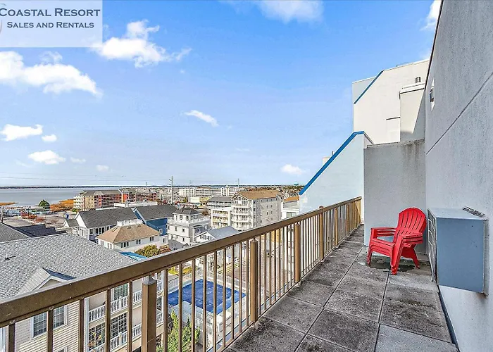 2 Bedroom Penthouse With Oceanfront Views! Holiday home *